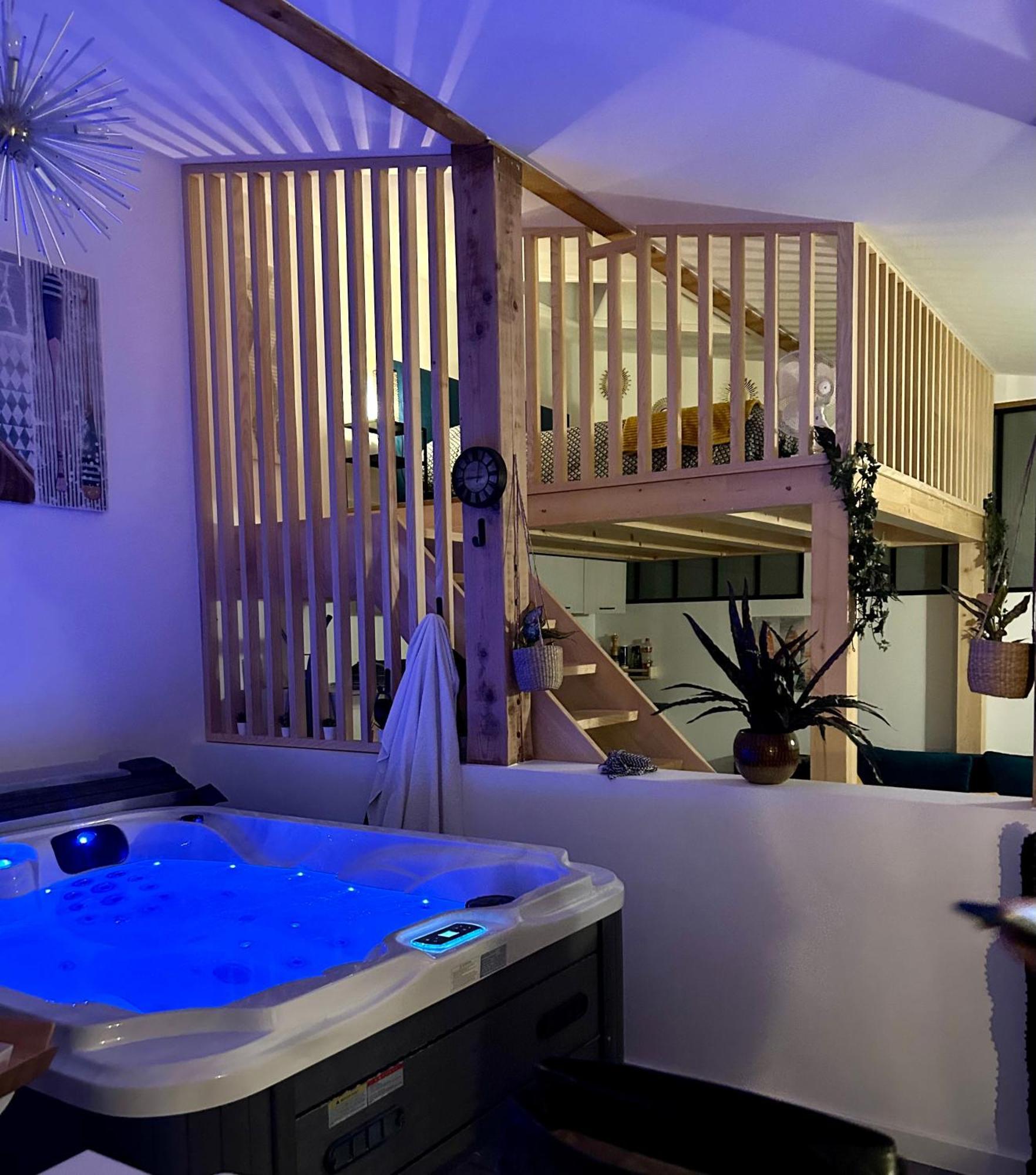 Loft Avec Jacuzzi Et Terrasse Prives Sévrier Exterior foto