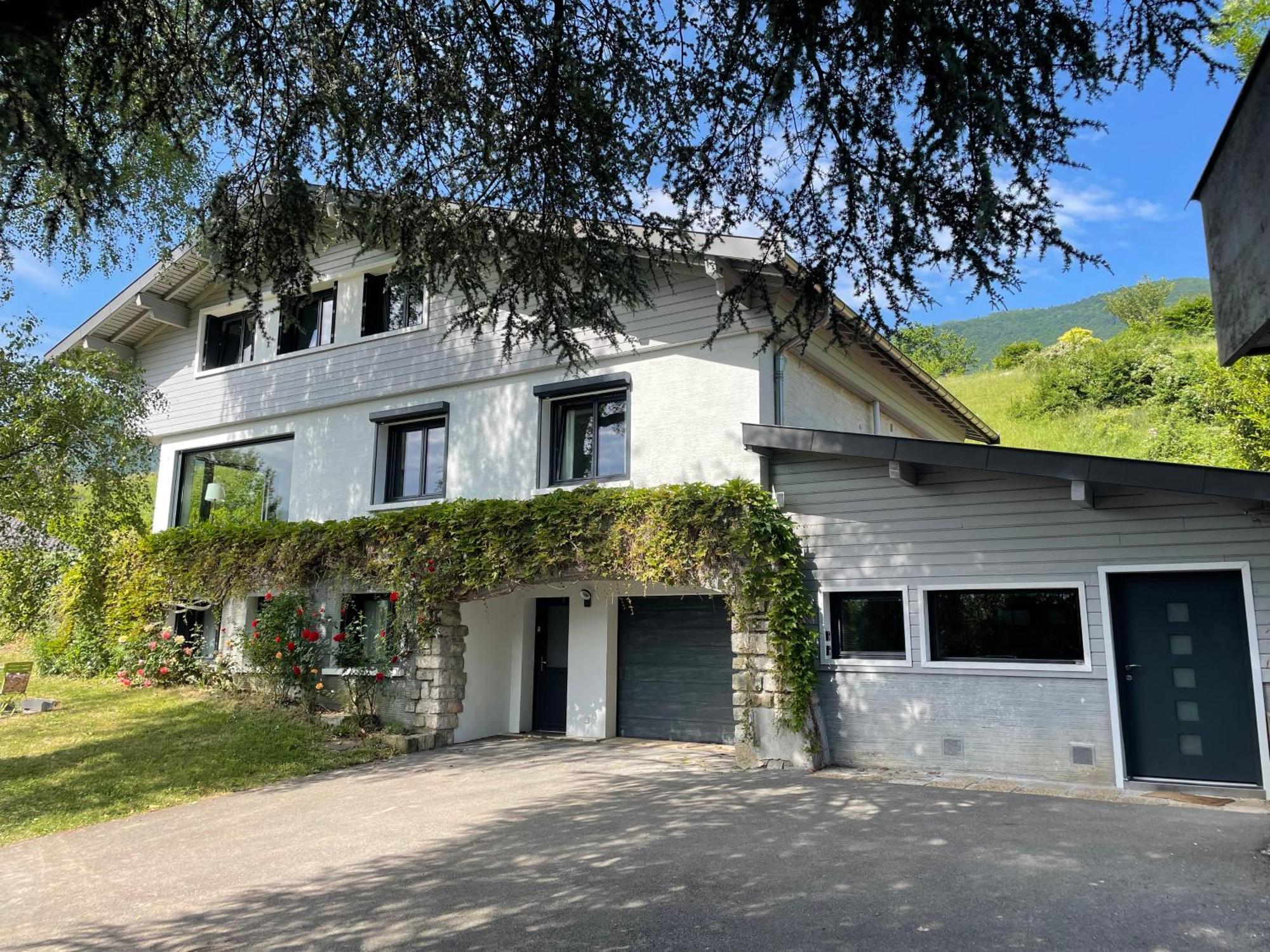 Loft Avec Jacuzzi Et Terrasse Prives Sévrier Exterior foto